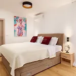 Gorgeous In * Trogir