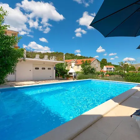 Tatil Evi Stunning In Trogir