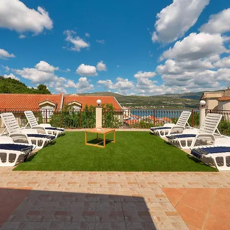 Tatil Evi Stunning In Trogir