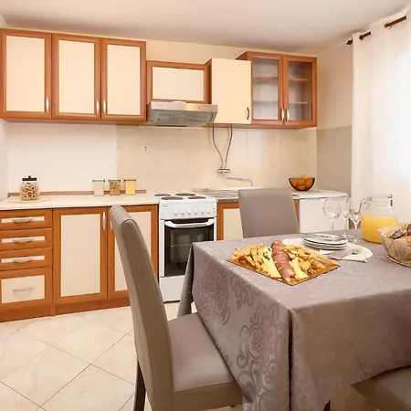 Gorgeous In بيت للعطل *