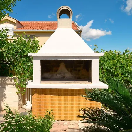 Holiday home Beautiful In Trogir