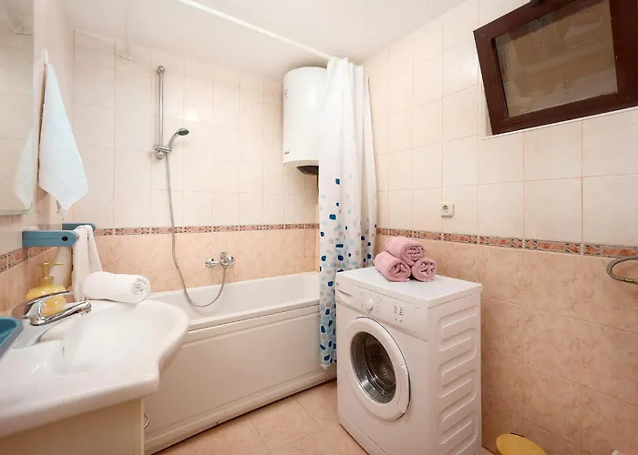 Gorgeous In Nyaraló Trogir