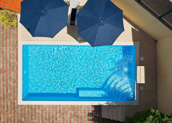 Nyaraló Gorgeous In