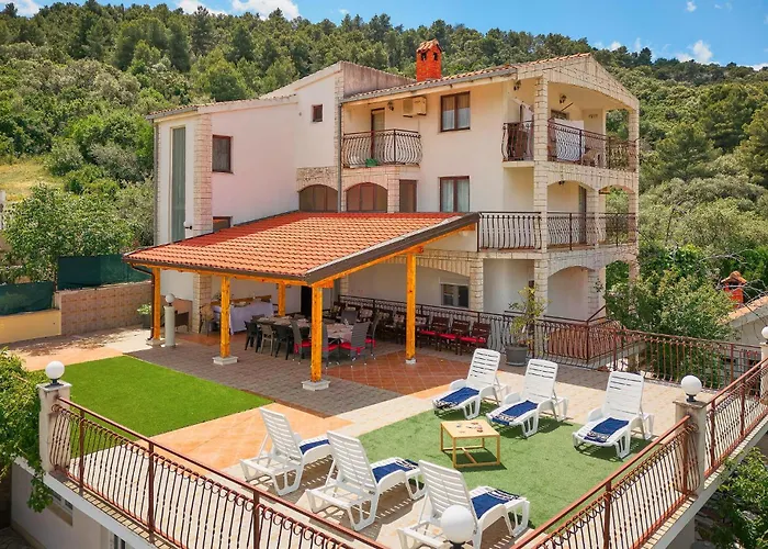 Gorgeous In بيت للعطل تروغير